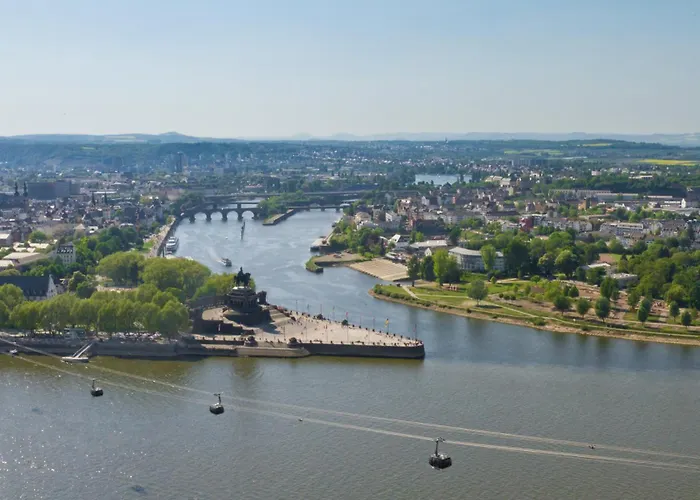 شقة Peak11 Fewo- Panorama View Pool & Sauna *